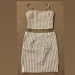 Unused set: crop top and matching skirt